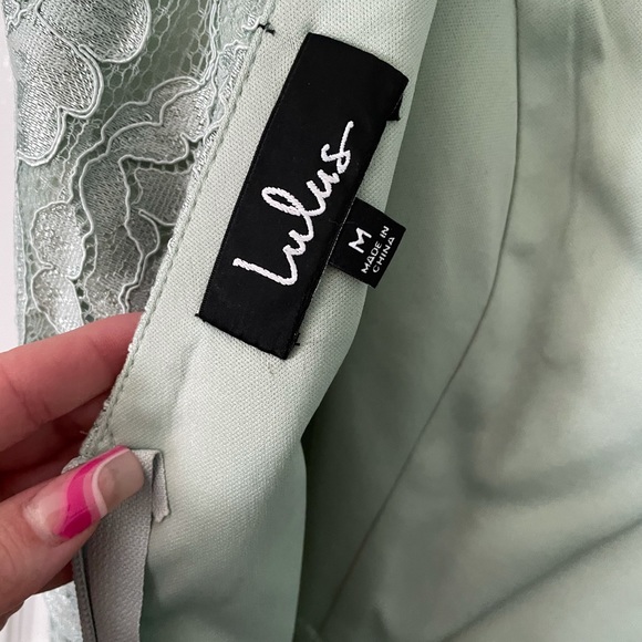 LULUS GREEN FLORAL LACE DRESS - Picture 3 of 3